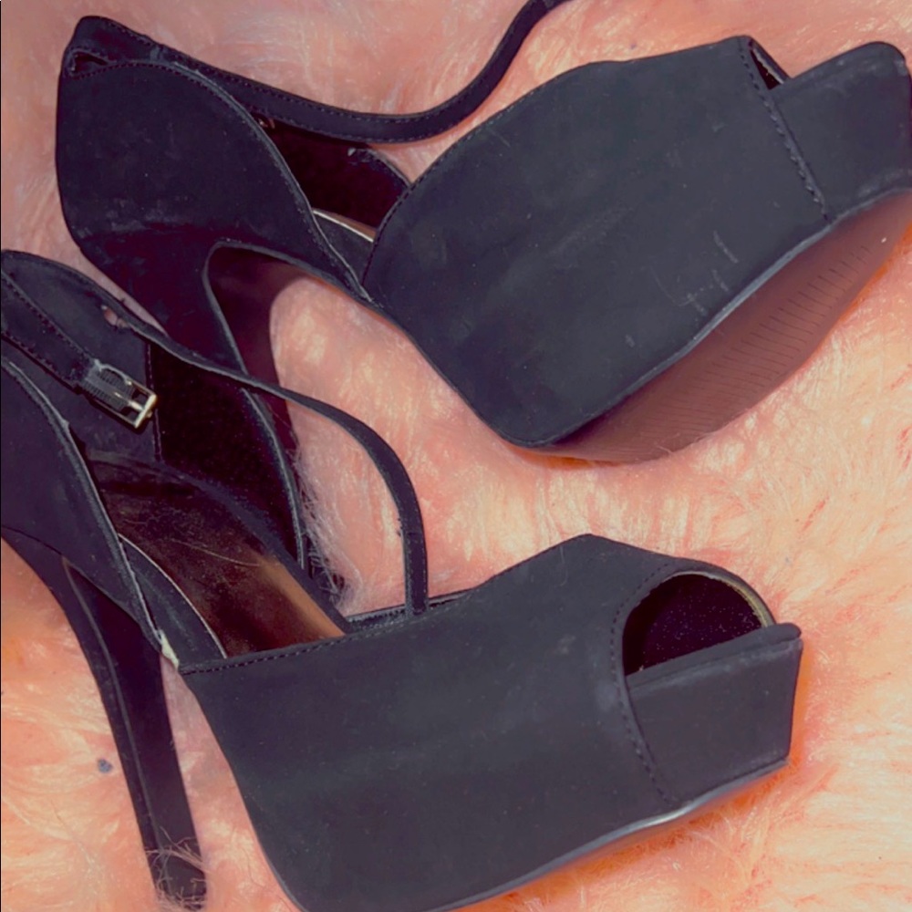 Heels size 8.5